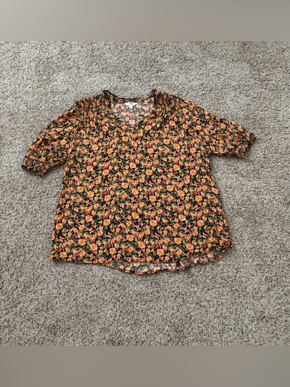 Terra & Sky Black Floral V-Neck Short Sleeve Blouse